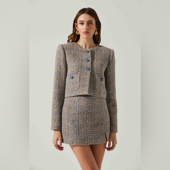 ASTR the Label Lyssa Tweed Cropped Jacket in Blue and Taupe Silver
